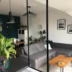 Joli T2 Avec Balcon, Calme & Vue Sur Intra Muros