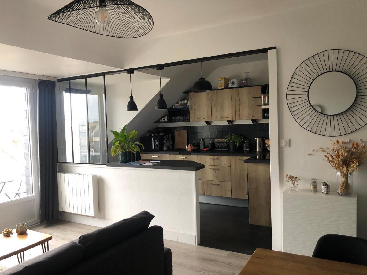 Appartement Joli T2 Avec Balcon, Calme&vue Sur Intra Muros